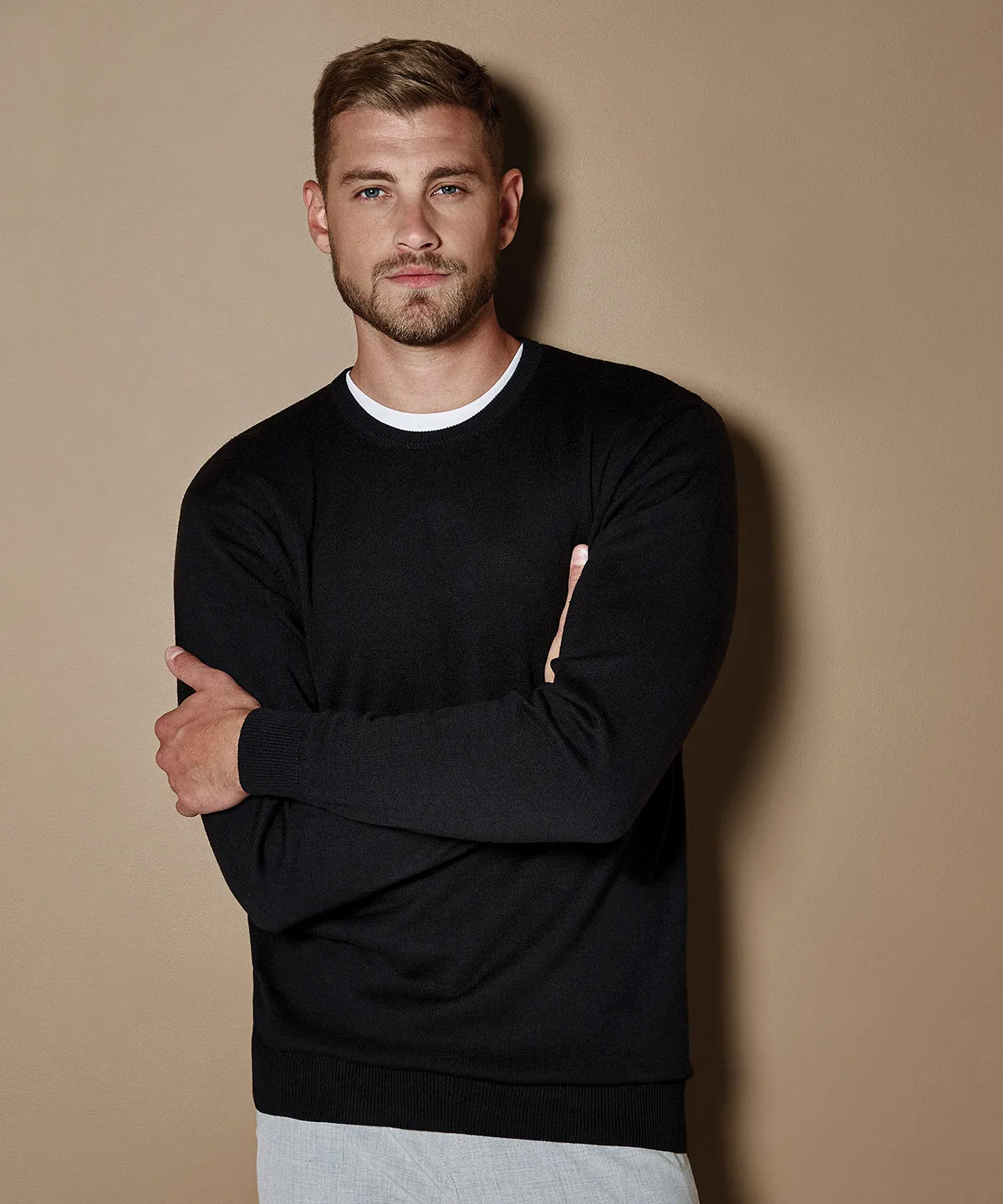 Black - Regular fit Arundel crew neck sweater