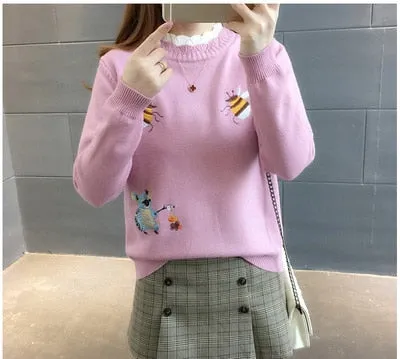 Little Bee Embroidery Loose Warm Sweater