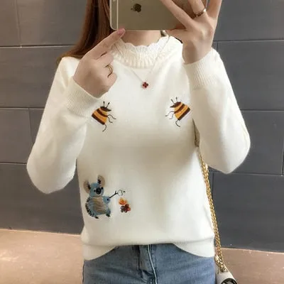 Little Bee Embroidery Loose Warm Sweater