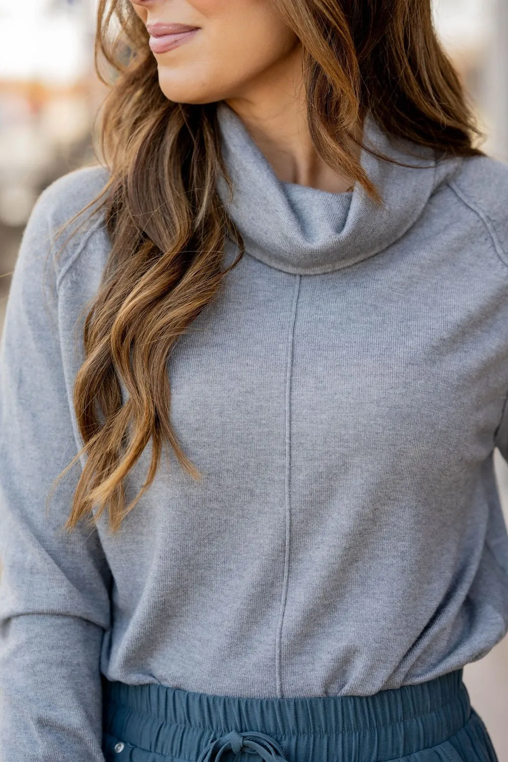 Mid Seam Cowl Neck Sweater Tee