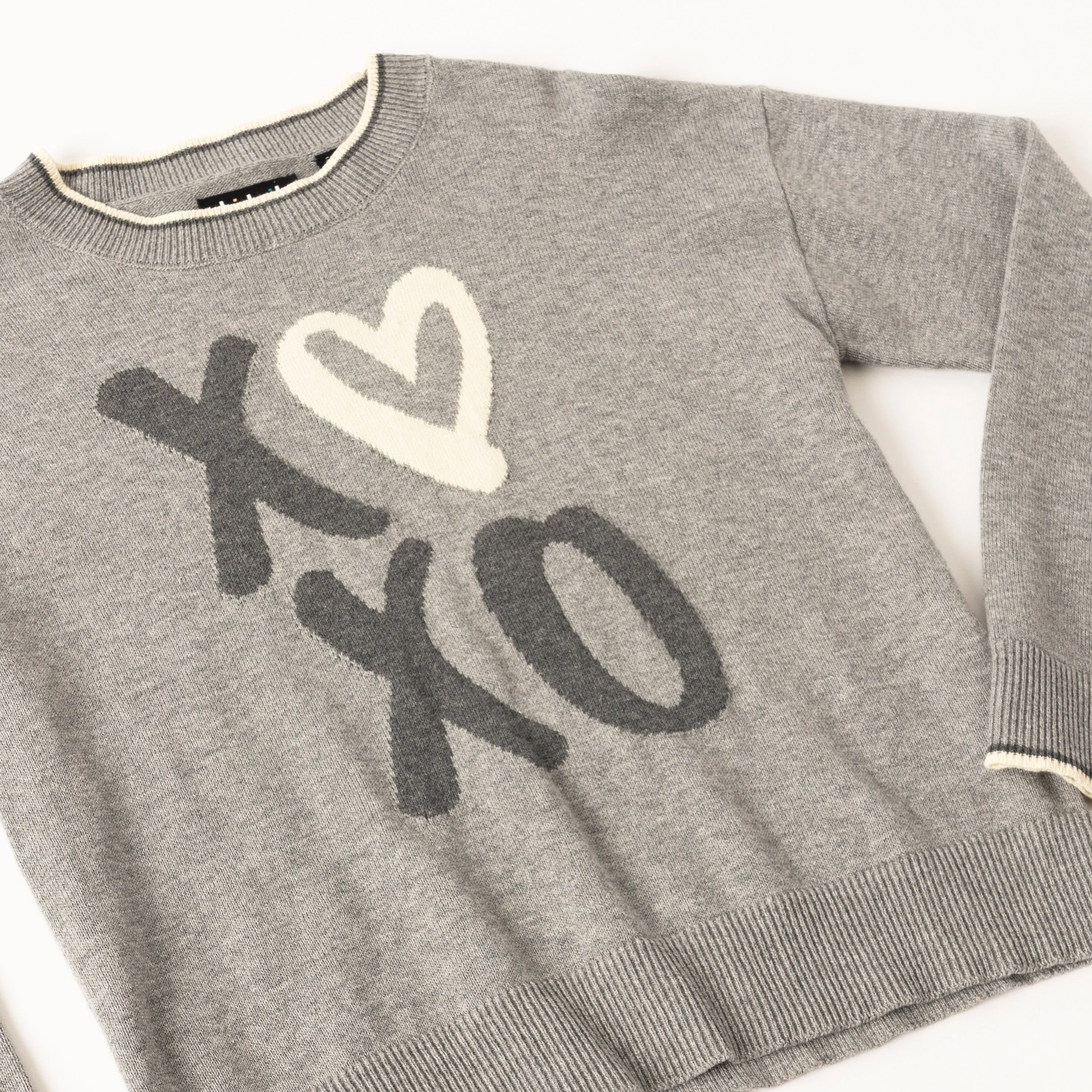 XO sweater